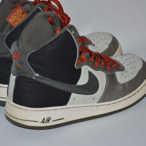 NIKE FORCE 1 HIGH 07 MEN'S DUSTY GREY/NEWSPRINT